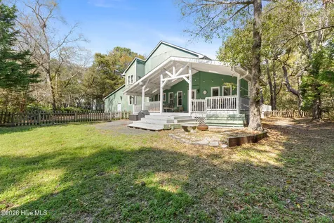 909 Cobia Lane Wilmington NC 28409