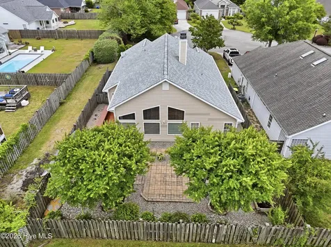 4900 Merlot Court Wilmington NC 28409