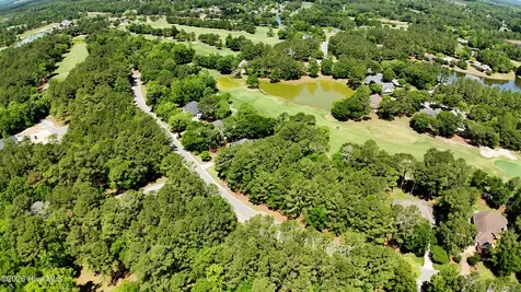 173 Red Berry Drive Wallace NC 28466