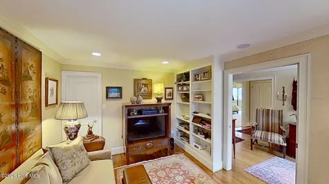 19 Batts Hill Road New Bern NC 28562