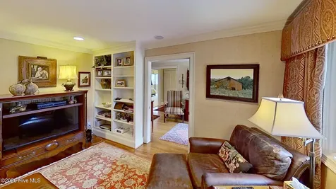 19 Batts Hill Road New Bern NC 28562