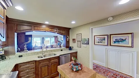 19 Batts Hill Road New Bern NC 28562