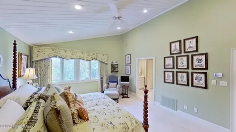 19 Batts Hill Road New Bern NC 28562