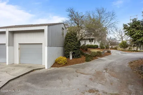 19 Batts Hill Road New Bern NC 28562