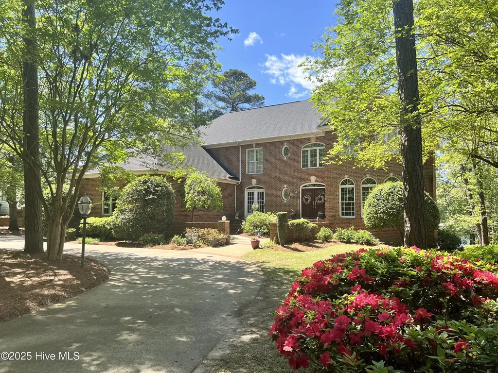 421 Dogwood Trail Goldsboro NC 27534