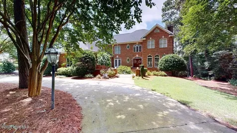 421 Dogwood Trail Goldsboro NC 27534