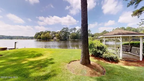 421 Dogwood Trail Goldsboro NC 27534