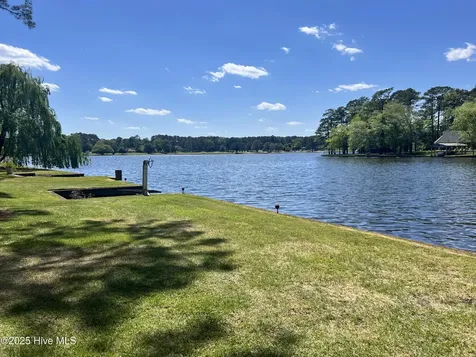 421 Dogwood Trail Goldsboro NC 27534