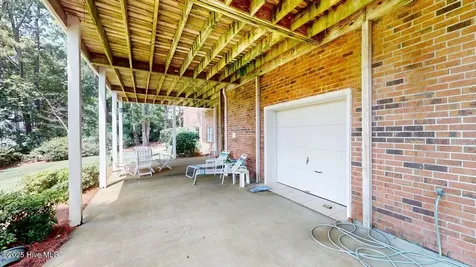 421 Dogwood Trail Goldsboro NC 27534