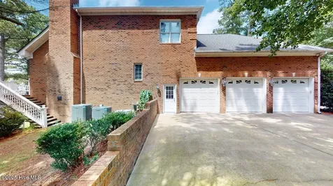 421 Dogwood Trail Goldsboro NC 27534