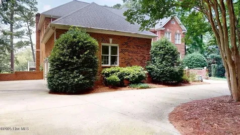 421 Dogwood Trail Goldsboro NC 27534