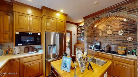 421 Dogwood Trail Goldsboro NC 27534