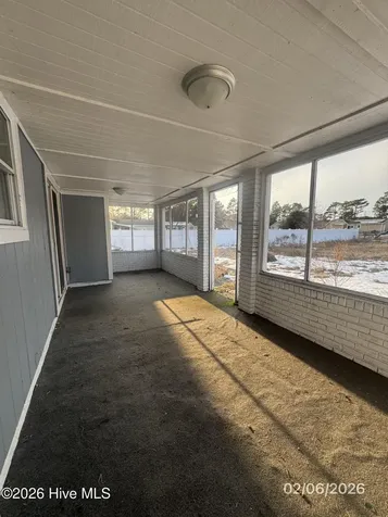 203 W Volant Street Hubert NC 28539