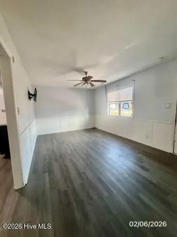203 W Volant Street Hubert NC 28539