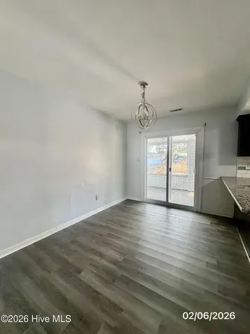 203 W Volant Street Hubert NC 28539