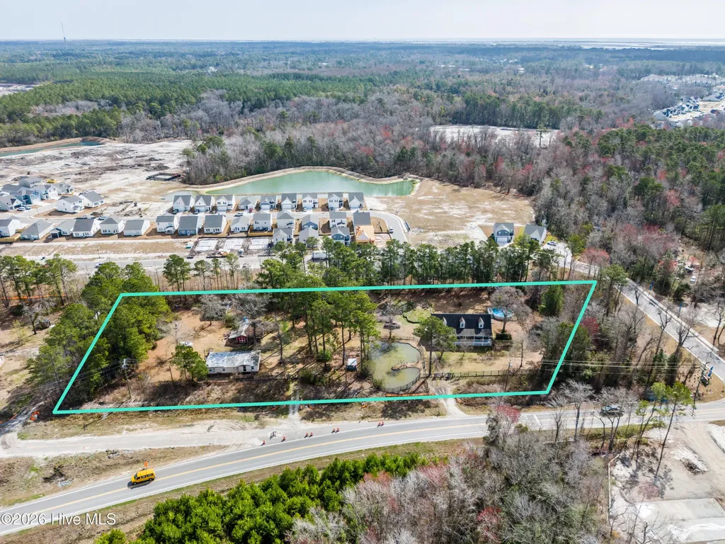 1098 Hoover Road Hampstead NC 28443