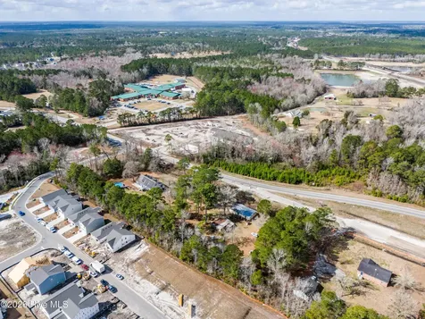 1098 Hoover Road Hampstead NC 28443