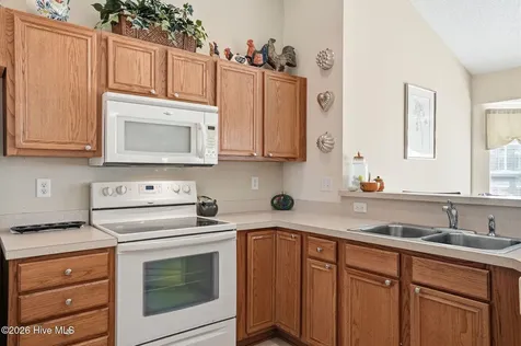 665 NW Meadowbrook Lane NW Calabash NC 28467