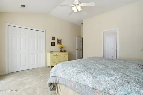 665 NW Meadowbrook Lane NW Calabash NC 28467