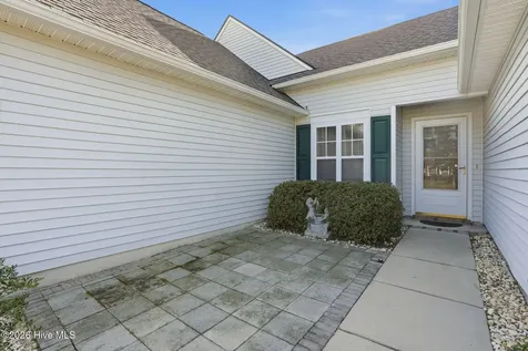 665 NW Meadowbrook Lane NW Calabash NC 28467