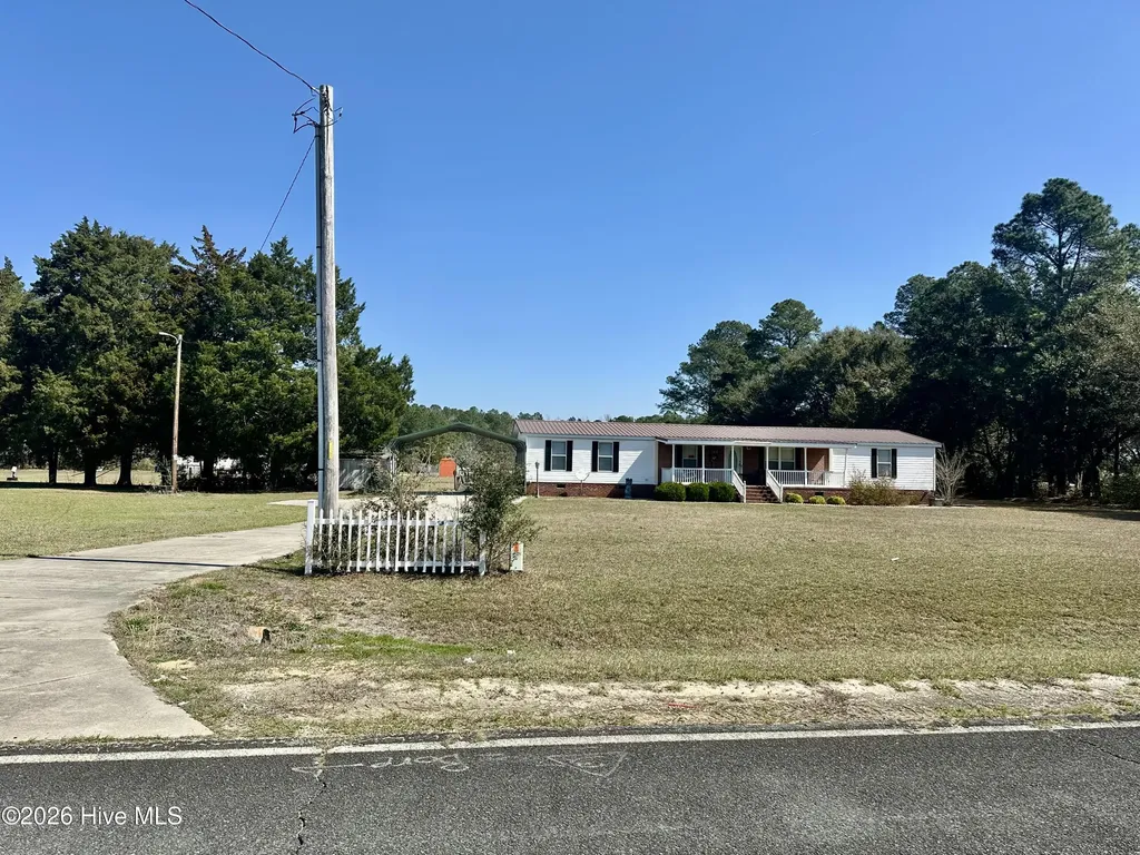 70 Rough Horn Road Evergreen NC 28438