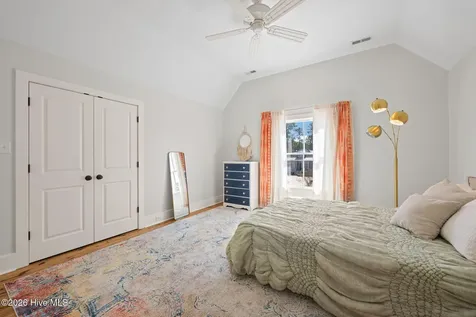101 Oyster Point Road Oriental NC 28571