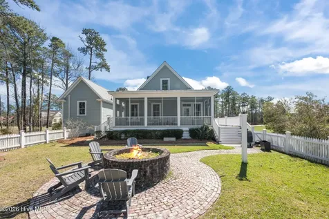 101 Oyster Point Road Oriental NC 28571