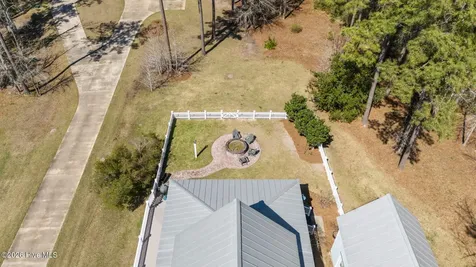 101 Oyster Point Road Oriental NC 28571