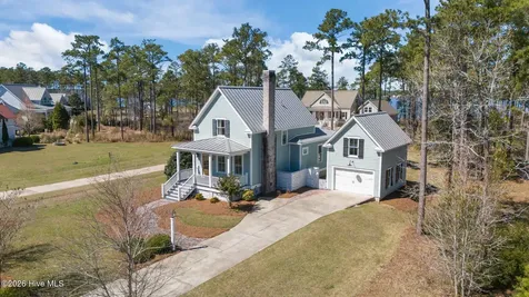 101 Oyster Point Road Oriental NC 28571