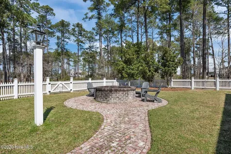 101 Oyster Point Road Oriental NC 28571