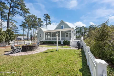 101 Oyster Point Road Oriental NC 28571
