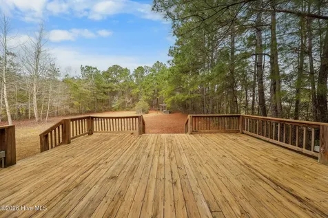 1207 Old Ocean Highway Bolivia NC 28422