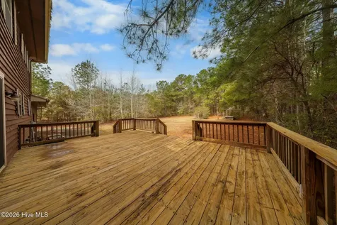 1207 Old Ocean Highway Bolivia NC 28422