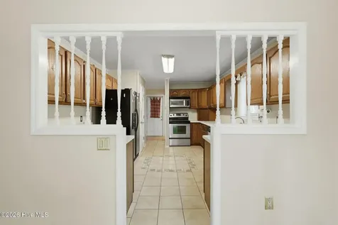 1207 Old Ocean Highway Bolivia NC 28422
