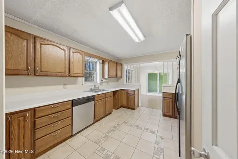1207 Old Ocean Highway Bolivia NC 28422