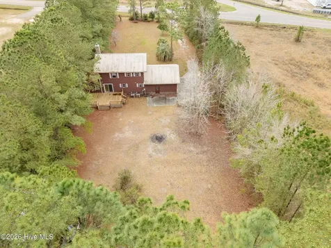 1207 Old Ocean Highway Bolivia NC 28422
