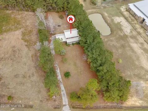 1207 Old Ocean Highway Bolivia NC 28422