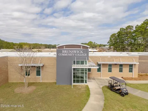 1207 Old Ocean Highway Bolivia NC 28422