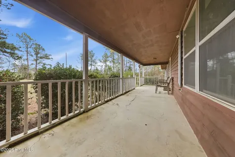 1207 Old Ocean Highway Bolivia NC 28422