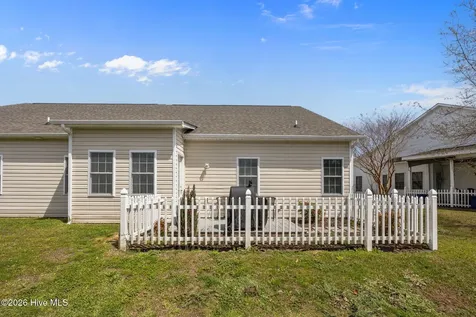 122 Palmetto Place Circle Beaufort NC 28516