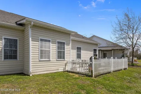 122 Palmetto Place Circle Beaufort NC 28516