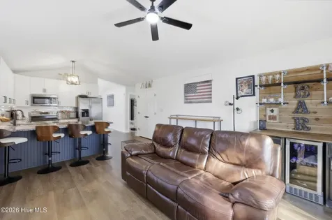 2139 Eleuthera Way Elizabeth City NC 27909