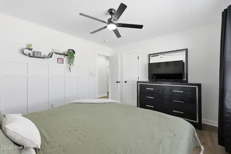 2139 Eleuthera Way Elizabeth City NC 27909