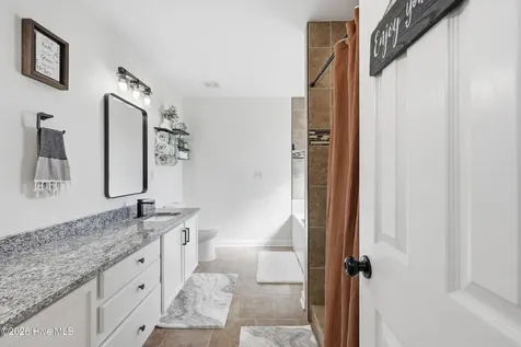 2139 Eleuthera Way Elizabeth City NC 27909