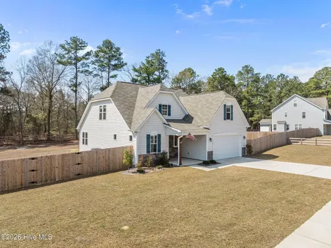 158 Woodsrun Street Raeford NC 28376