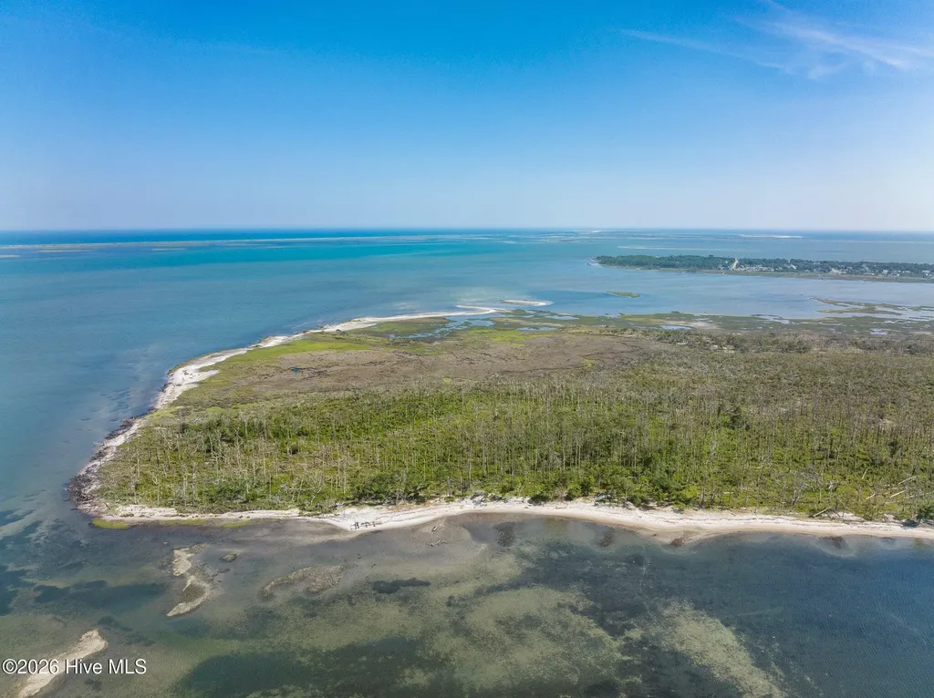 7 Browns Island East Part Terrace Harkers Island NC 28531