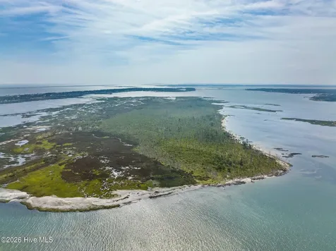 7 Browns Island East Part Terrace Harkers Island NC 28531