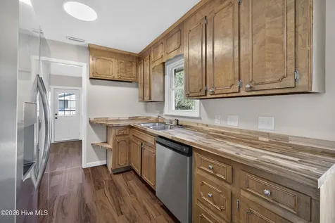 130 Mohican Trail Wilmington NC 28409
