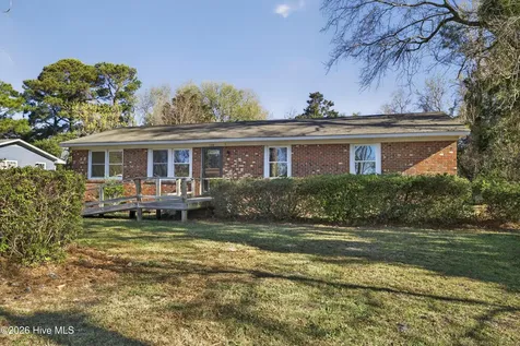 130 Mohican Trail Wilmington NC 28409