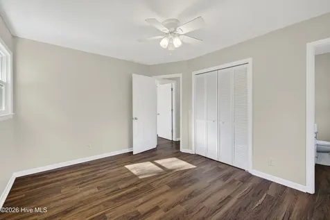 130 Mohican Trail Wilmington NC 28409